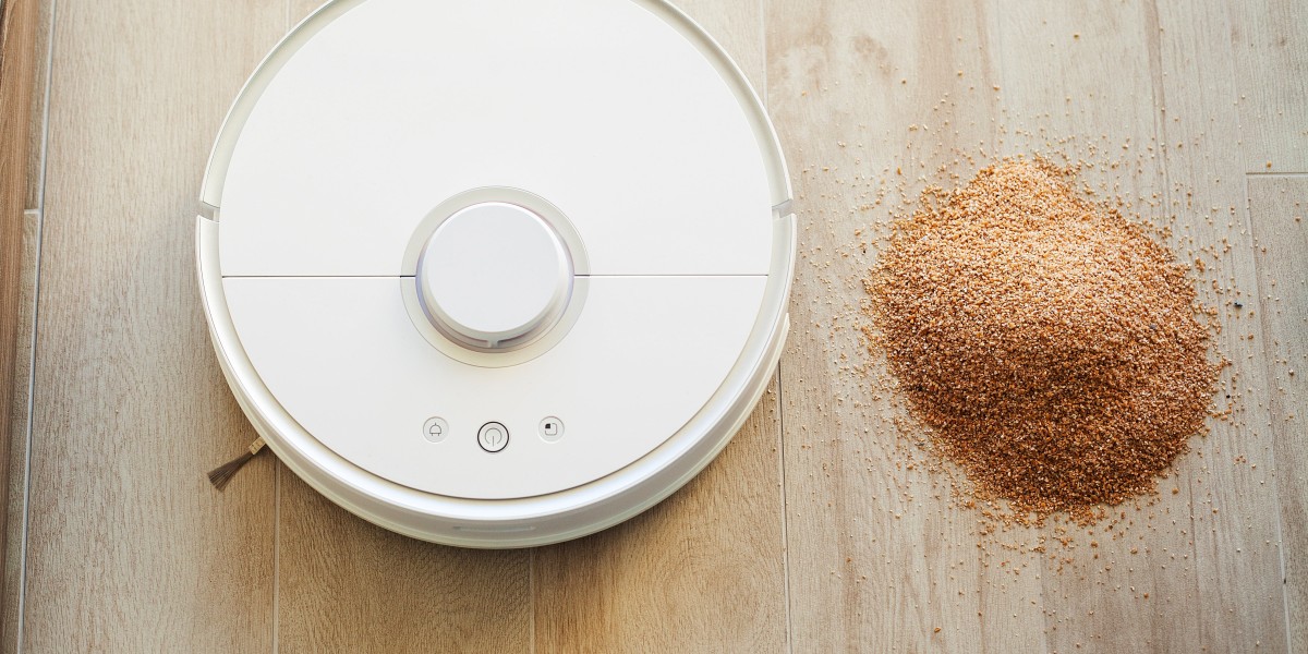 You'll Never Guess This Automatic Cleaning Robot's Tricks