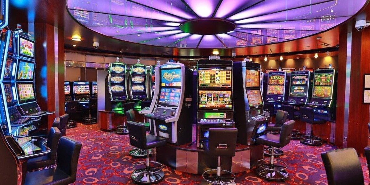 The Evolution of the Casino: From Venice to the Virtual World